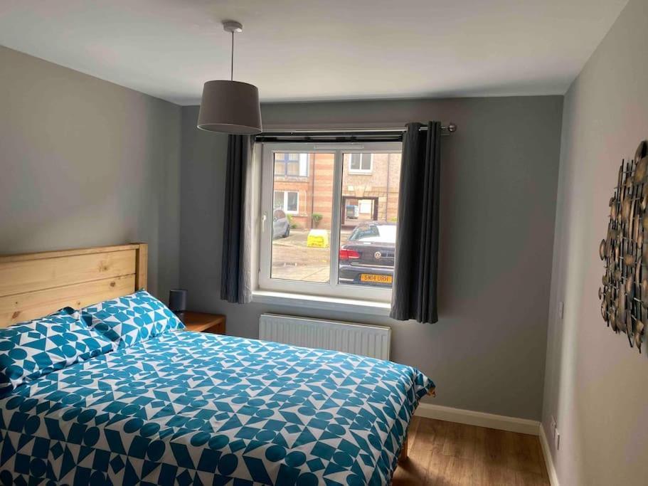Spacious Ground Floor 2 Bed By Lains Lettings Apartment *